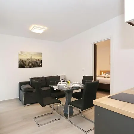 Ankora 1 With Heated Pool *