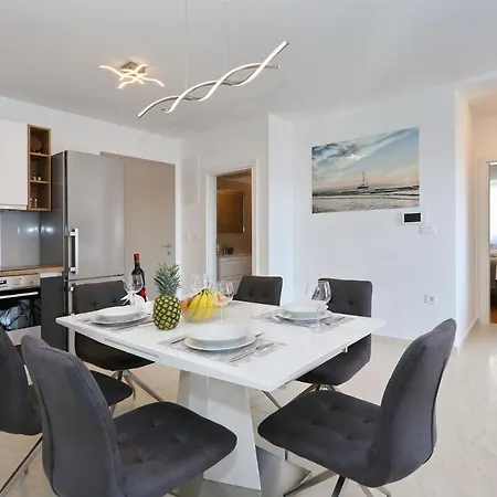 Ankora 1 With Heated Pool Biograd Na Moru