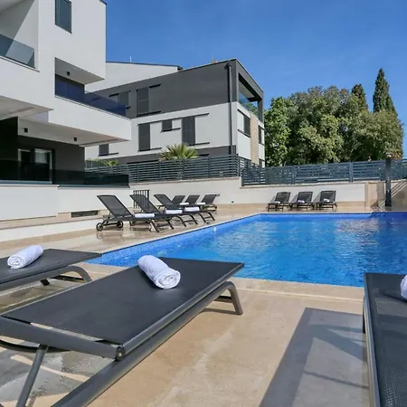 Apartament Ankora 1 With Heated Pool