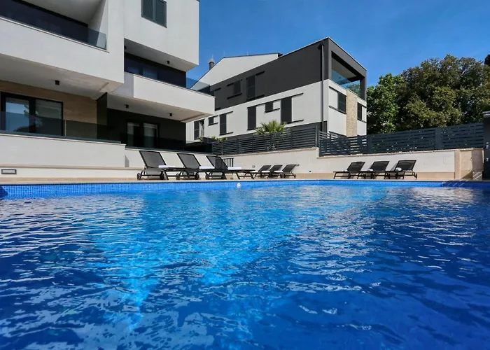 Διαμέρισμα Ankora 1 With Heated Pool *