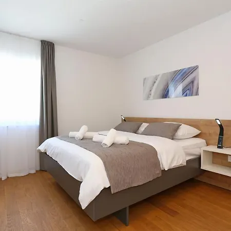 Apartment Ankora 1 With Heated Pool *