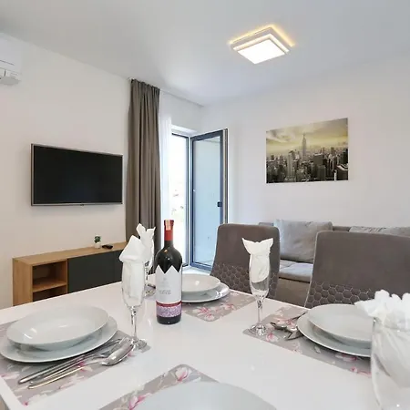 Ankora 1 With Heated Pool * Biograd Na Moru