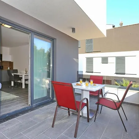 Ankora 1 With Heated Pool