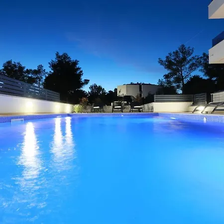 Ankora 1 With Heated Pool * Biograd Na Moru