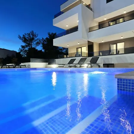 Ankora 1 With Heated Pool * Biograd Na Moru