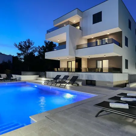 Ankora 1 With Heated Pool * Biograd Na Moru