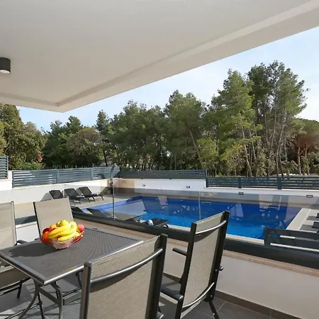 Ankora 1 With Heated Pool * Biograd Na Moru