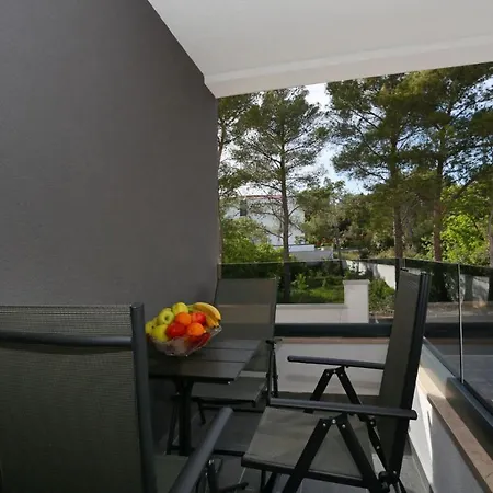 Ankora 1 With Heated Pool Apartment Biograd Na Moru