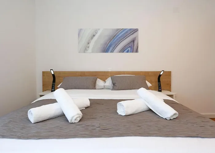 Ankora 1 With Heated Pool *