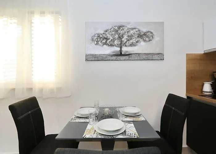 Ankora 1 With Heated Pool Apartman *