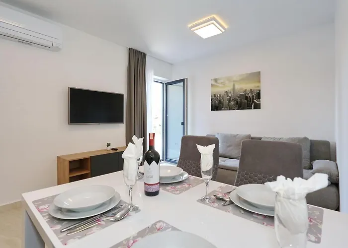 Ankora 1 With Heated Pool * Biograd Na Moru