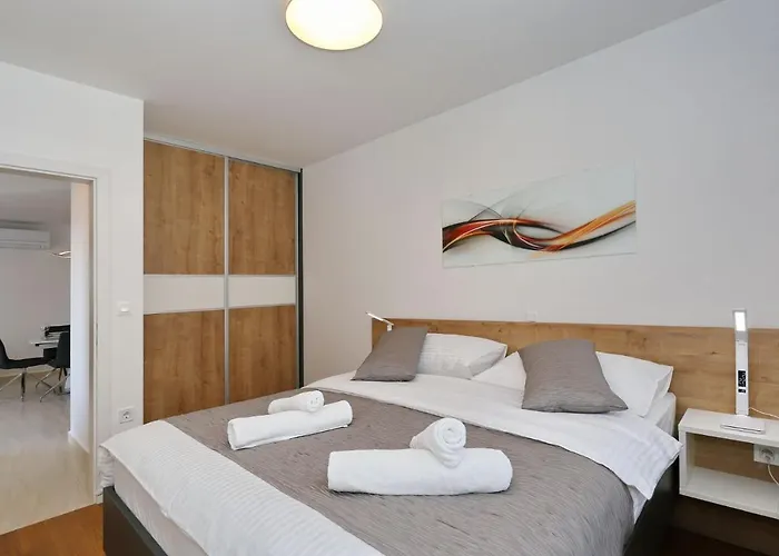 Ankora 1 With Heated Pool Apartman *