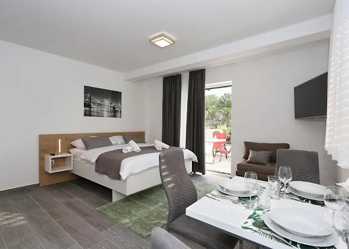 Ankora 1 With Heated Pool Apartman *