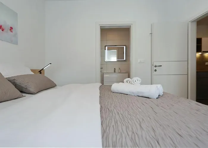 Ankora 1 With Heated Pool * Biograd Na Moru