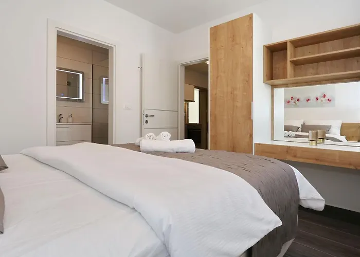 Ankora 1 With Heated Pool * Biograd Na Moru