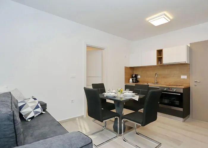 Ankora 1 With Heated Pool Biograd Na Moru