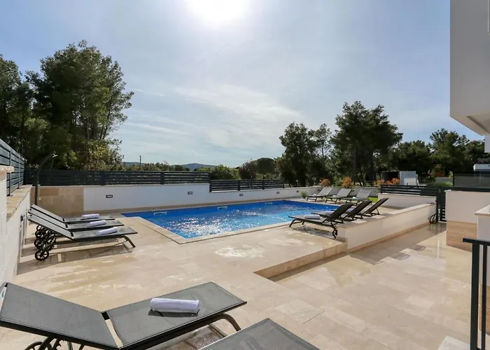 Ankora 1 With Heated Pool Biograd Na Moru
